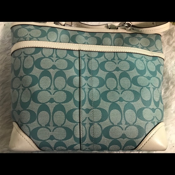 Blue coach signature purse - Picture 6 of 8